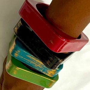 Colorful bangles